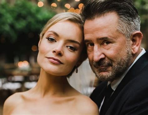 anthony lapaglia new wife|Anthony LaPaglias wife: The actor, 59, has married。